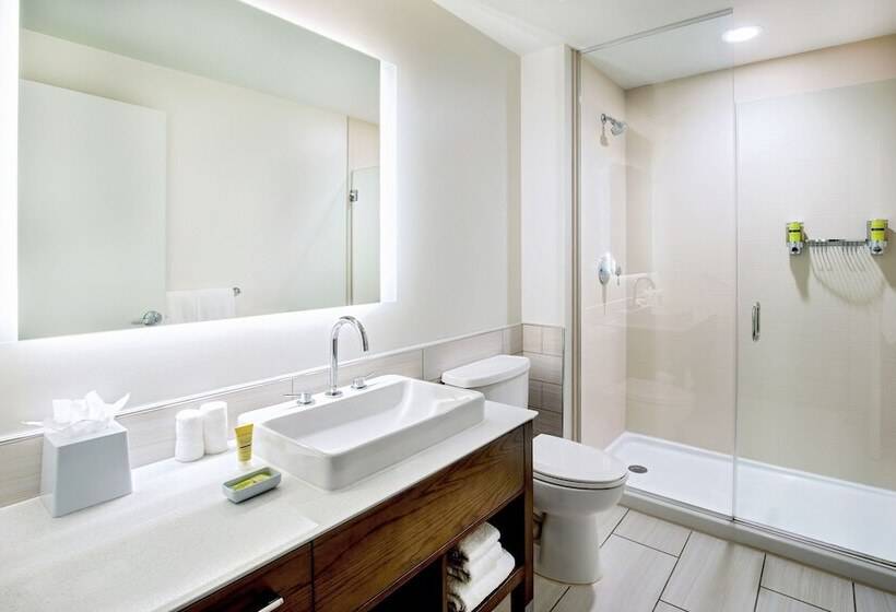 标准工作室, Element Hampton Peninsula Town Center