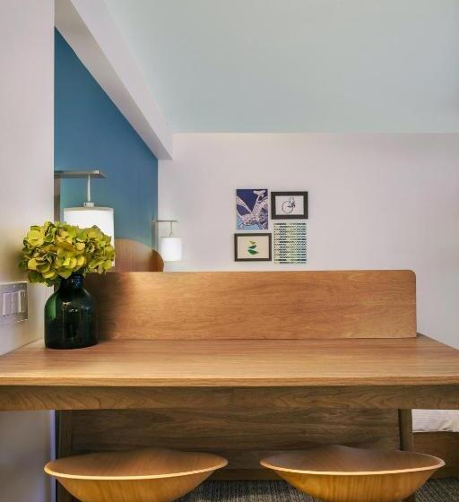 标准工作室, Element Hampton Peninsula Town Center