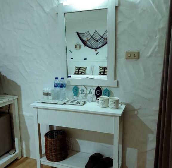 Номер Стандарт, Phi Phi Indigo