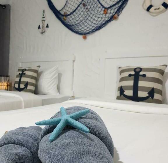 Номер Стандарт, Phi Phi Indigo