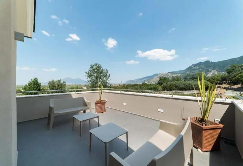 デラックストリプルルーム, Liko Resort