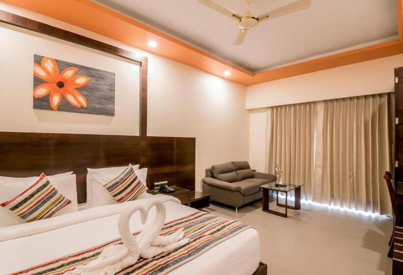 غرفة قياسية مزوَّدة بشُرفة, Regenta Central North Goa, Arpora