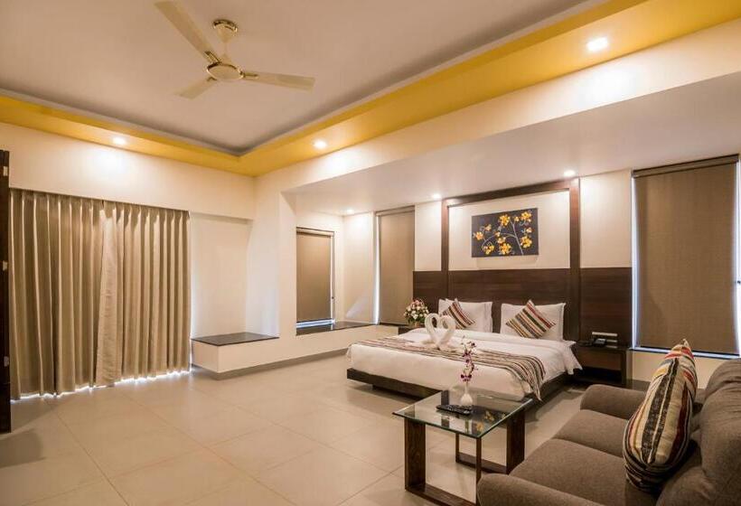 Люкс с Балконом, Regenta Central North Goa, Arpora