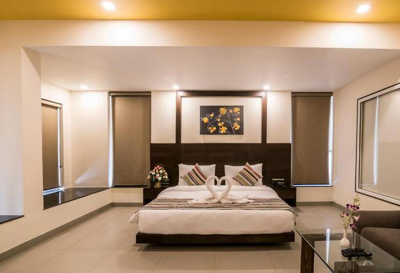 جناح مزوَّد بشرفة, Regenta Central North Goa, Arpora