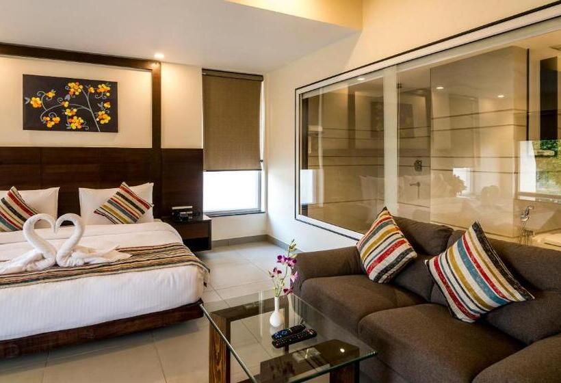 Люкс с Балконом, Regenta Central North Goa, Arpora