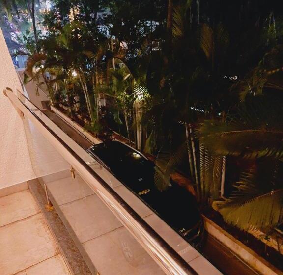 带阳台套房, Regenta Central North Goa, Arpora