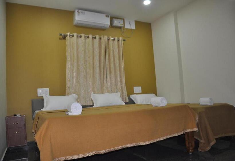 חדר סטנדרט לשלושה, Blue Crystal Lodge