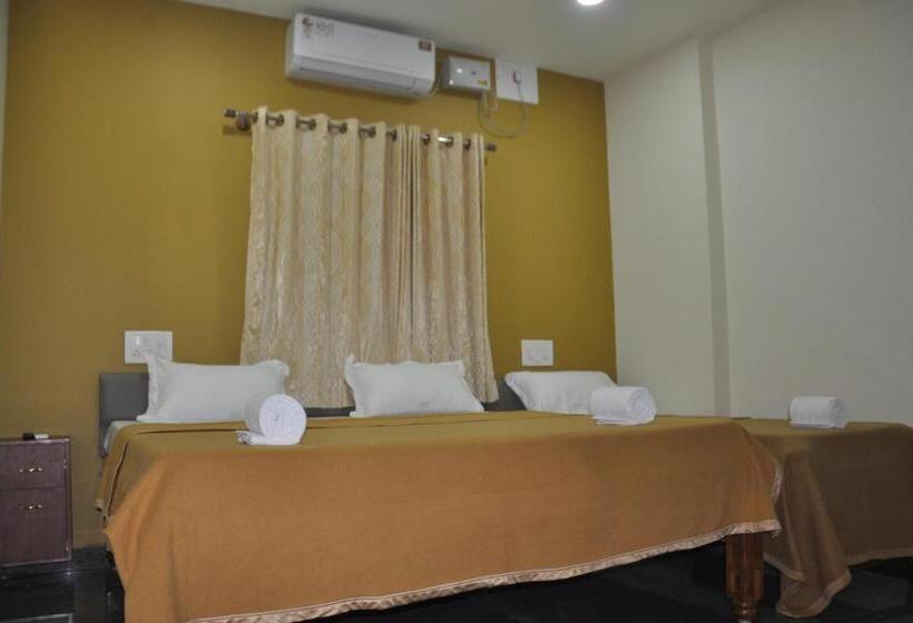 חדר סטנדרט לשלושה, Blue Crystal Lodge