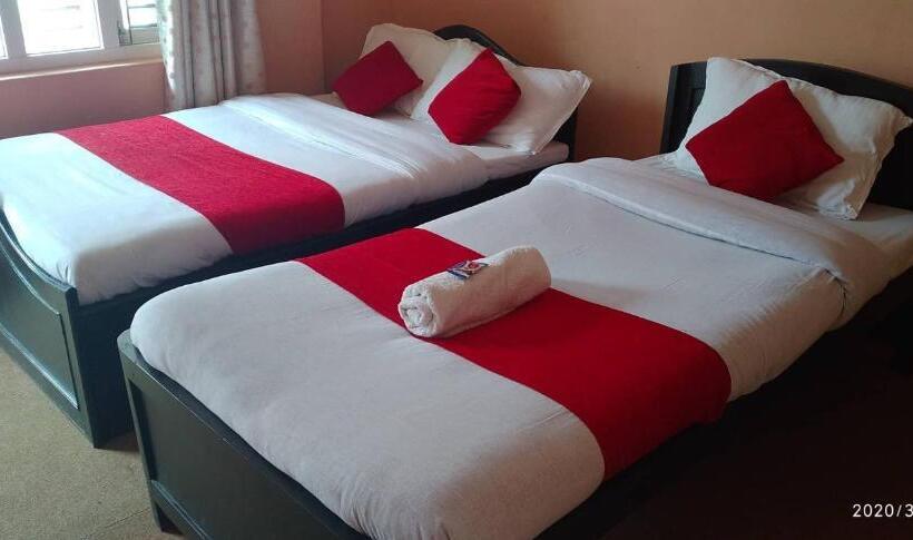 Quarto deluxe, Ice View Pokhara