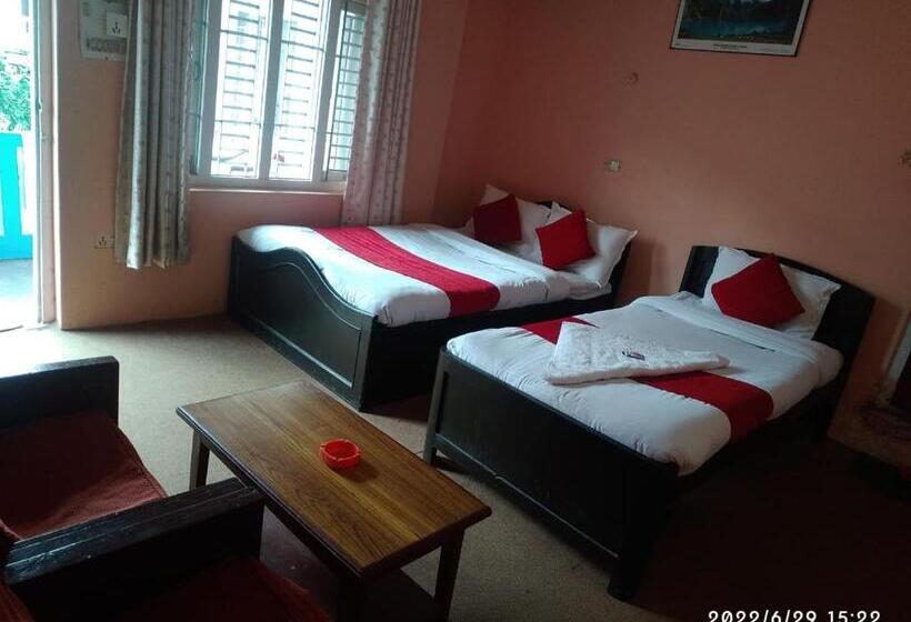 Quarto deluxe, Ice View Pokhara