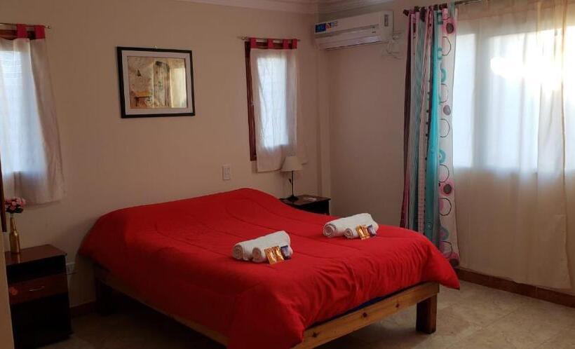 غرفة قياسية رباعية, La Gracia