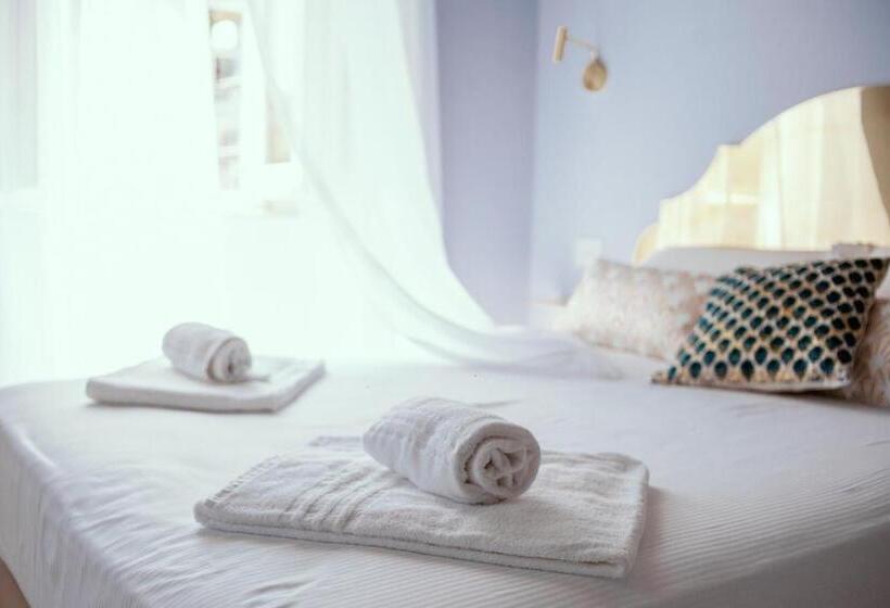 استودیوی لوکس, Palazzo Dei Grifoni   Luxury Suites