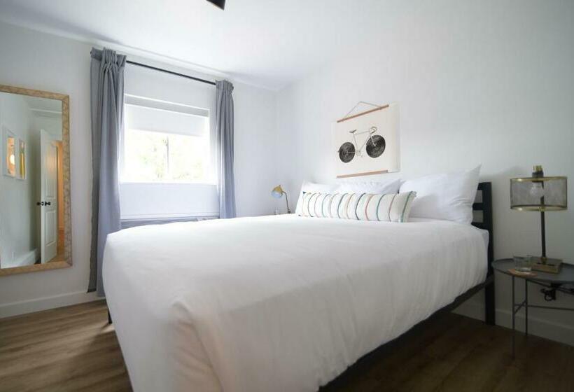 דירת חדר, Spoke And Vine Motel