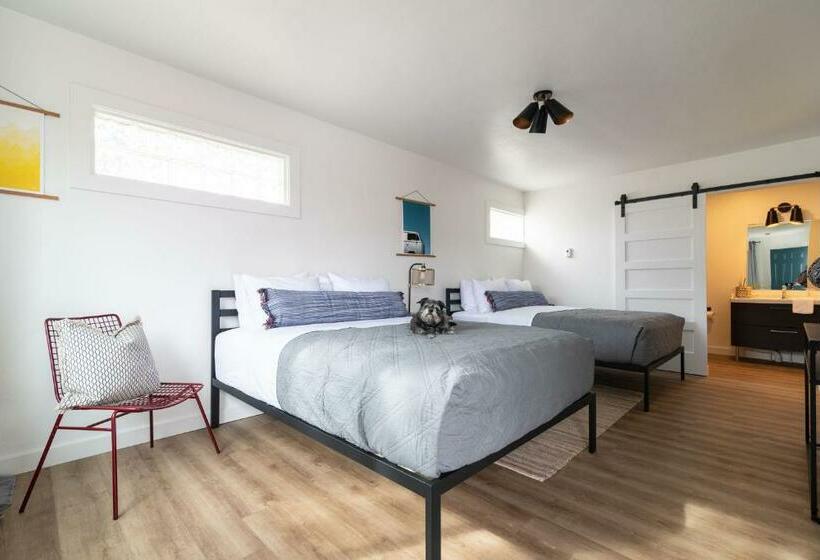 חדר דלוקס, Spoke And Vine Motel