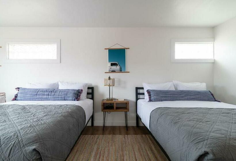 Номер Deluxe, Spoke And Vine Motel