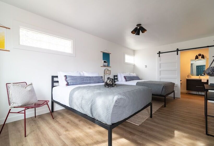 חדר דלוקס, Spoke And Vine Motel