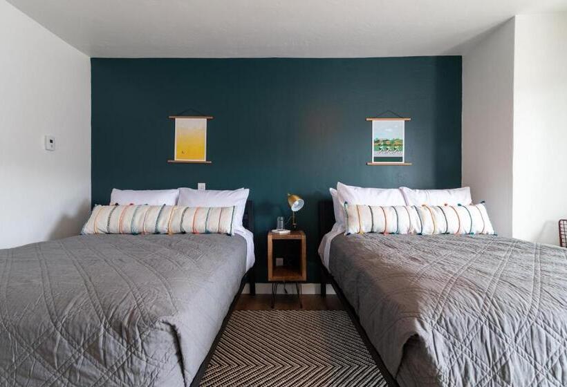 חדר דלוקס, Spoke And Vine Motel