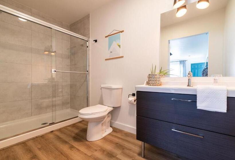 חדר סטנדרט, Spoke And Vine Motel