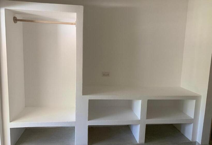 Habitació Estàndard amb Terrassa, Peekaboo Diani Beach