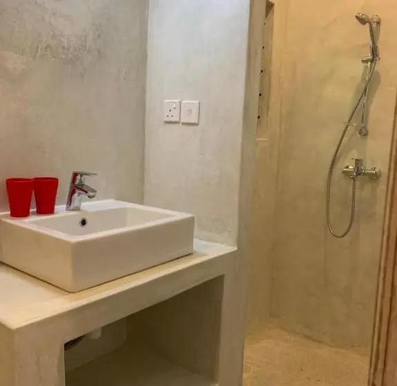 اتاق استاندارد با تراس, Peekaboo Diani Beach