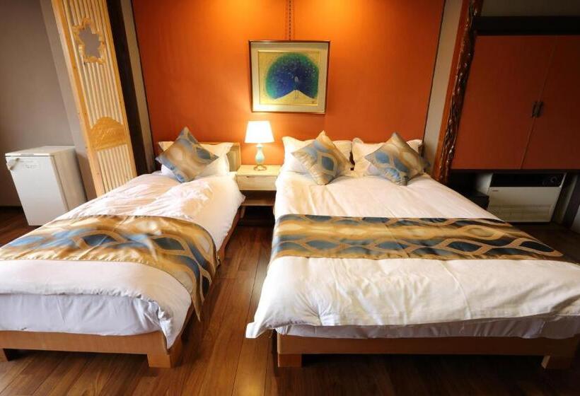 חדר סטנדרט, Kurobe Sunvalley