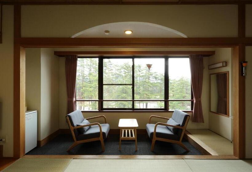 חדר משפחתי, Kurobe Sunvalley