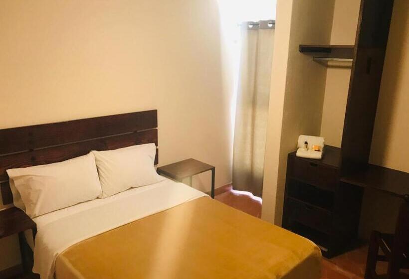 Апартаменты 2 Спальни, Camino De Allende