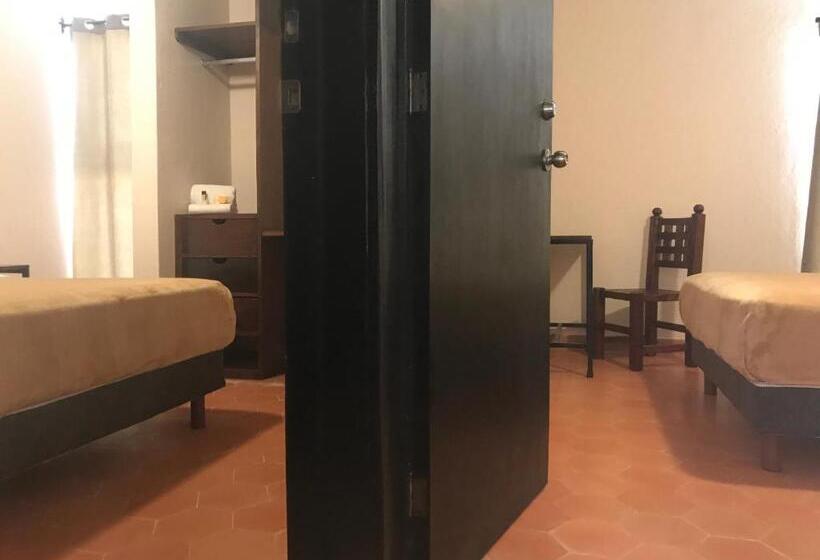 Апартаменты 2 Спальни, Camino De Allende