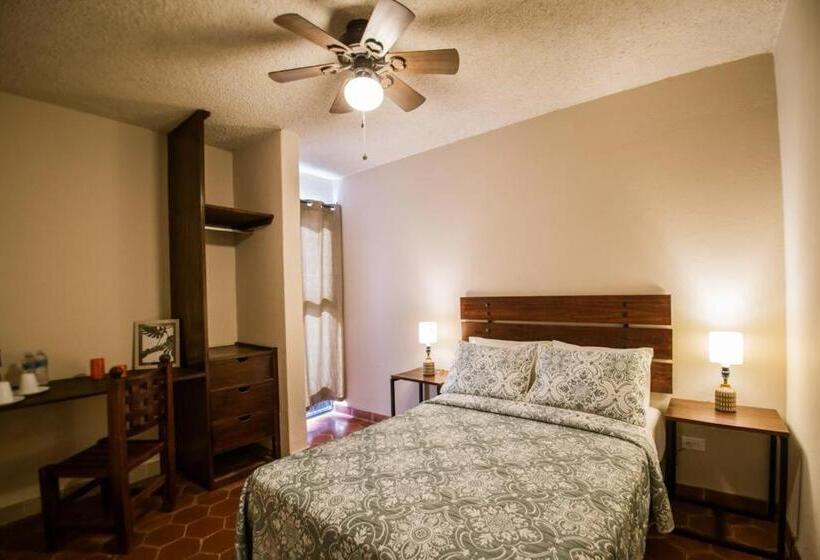 Люкс, Camino De Allende