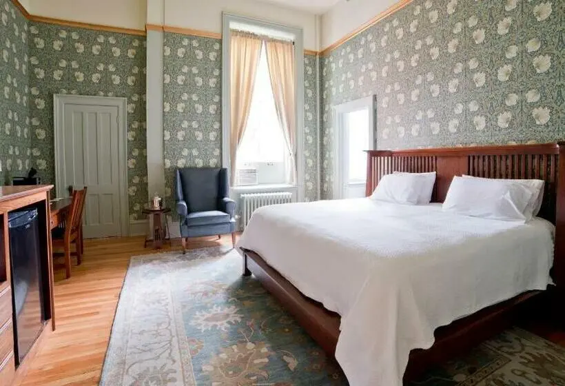 キングサイズベッドのスタンダードルーム, Oneida Community Mansion House