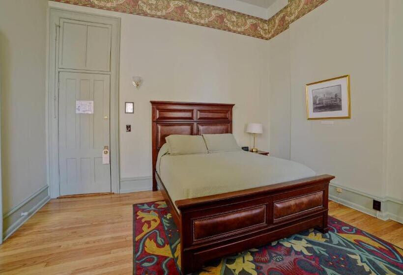 Номер Deluxe, Oneida Community Mansion House