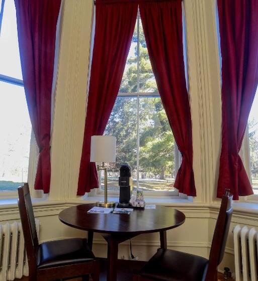 חדר סופריור עם מיטת קינג, Oneida Community Mansion House