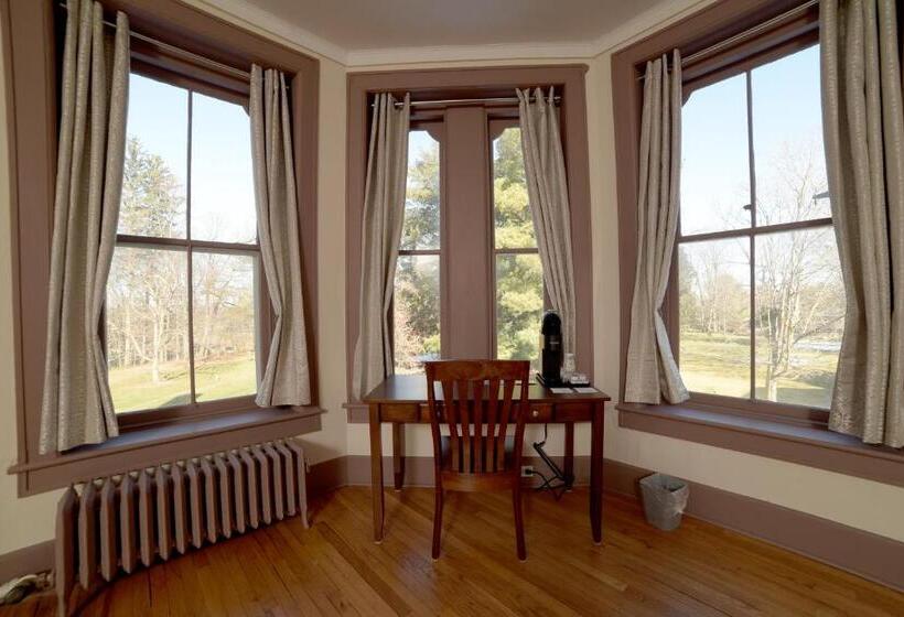 Стандартный Номер Кровать Кинг, Oneida Community Mansion House