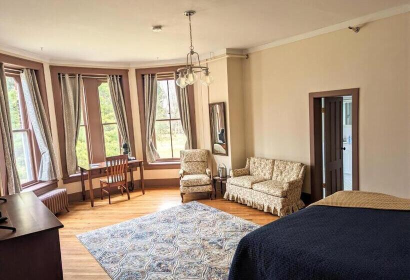 חדר סטנדרט עם מיטת קינג, Oneida Community Mansion House