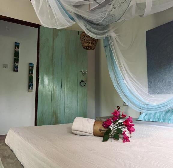 Дом 2 Спальни, Mawingu Lodge