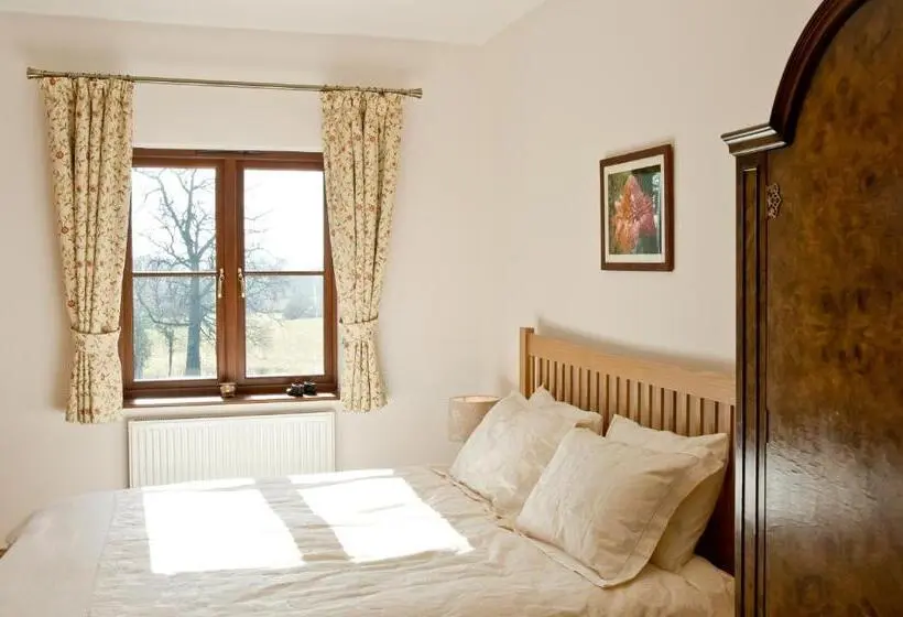 デラックスルーム, The Larches Ledbury
