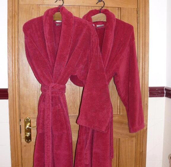 기본룸, The Larches Ledbury