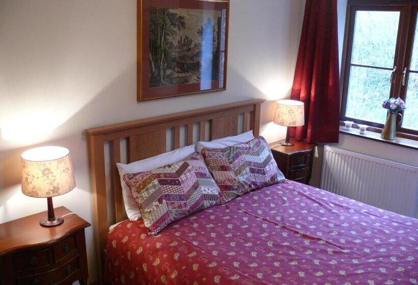 기본룸, The Larches Ledbury