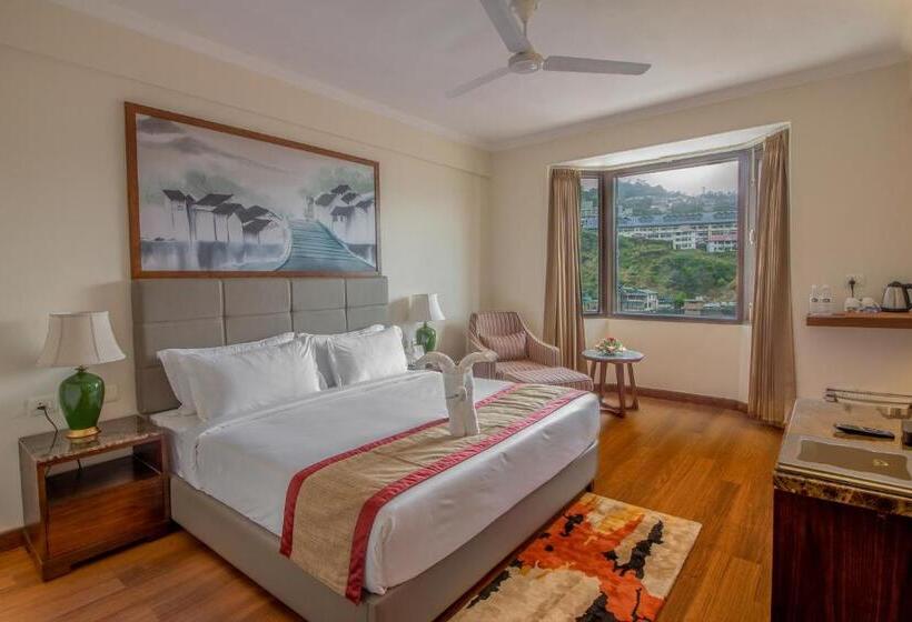 اتاق استاندارد با چشمانداز, Larisa Shimla