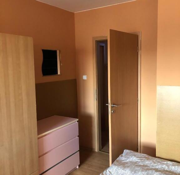 ２ベッドルームアパートメント, Apartments Stupava