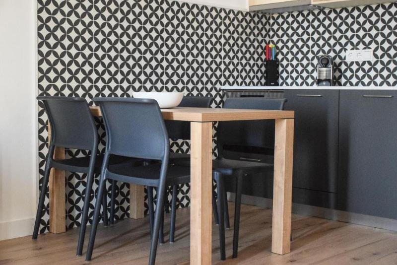 آپارتمان 1 خوابه, Port Plaza Apartments