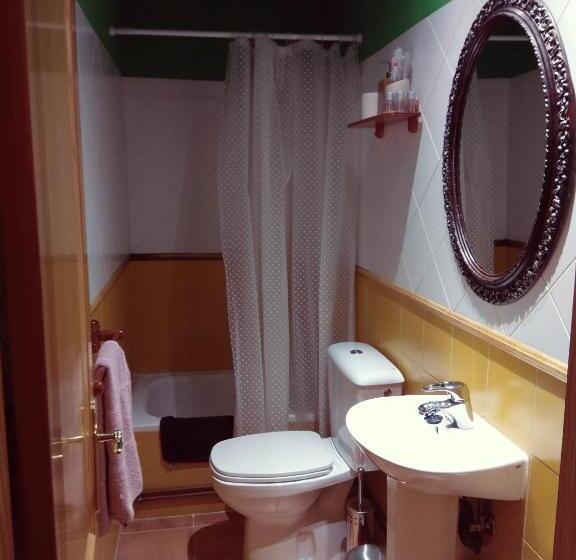 4인용 스탠다드 룸, Rural Del Médico