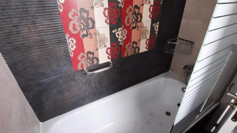 غرفة قياسية, Maravillas Del Mundo