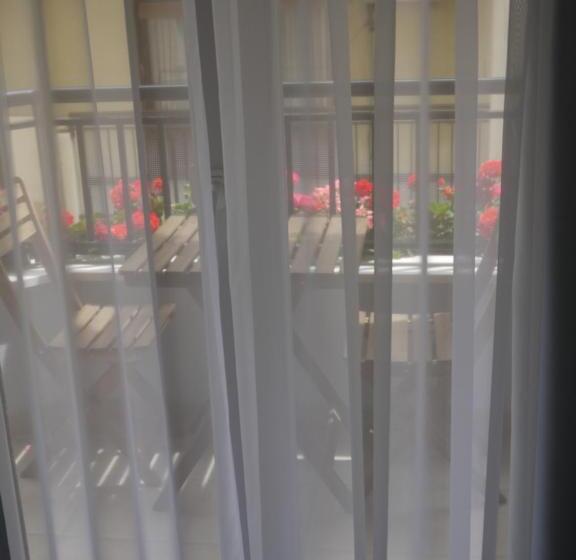Standard Room with Balcony, Maravillas Del Mundo