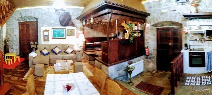 マウンテンビューファミリールーム, Agroturismo La Casona De Belmonte