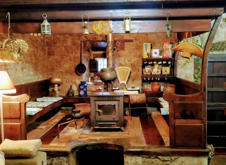 マウンテンビューファミリールーム, Agroturismo La Casona De Belmonte