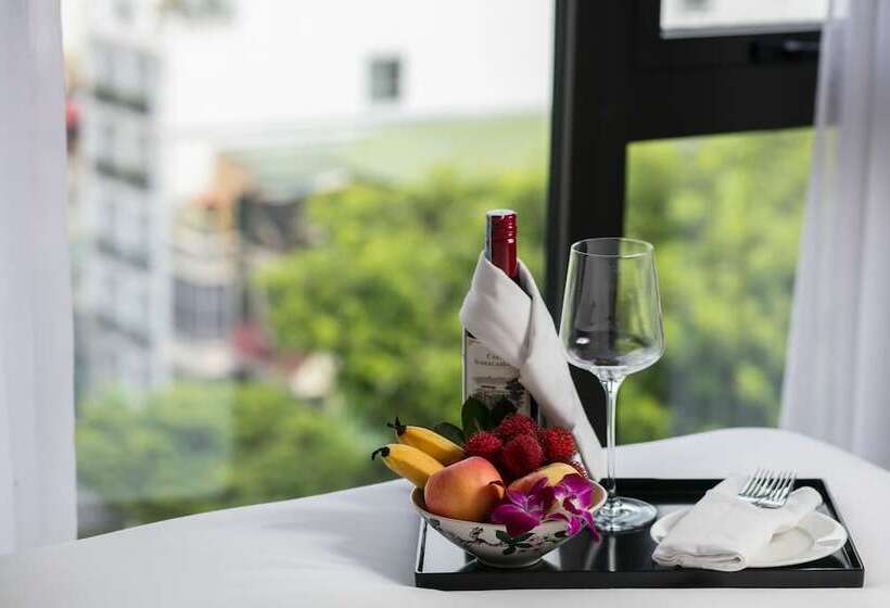 اتاق استاندارد با چشم‌انداز, The Oriental Jade