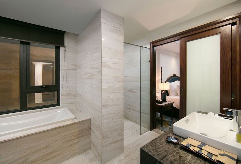 اتاق استاندارد با چشم‌انداز شهر, The Oriental Jade