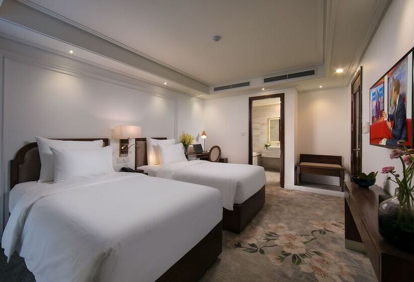 اتاق استاندارد, The Oriental Jade