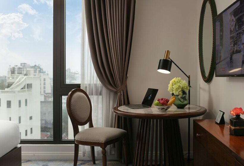 اتاق استاندارد با چشم‌انداز, The Oriental Jade